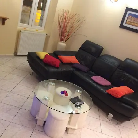 Duplex De Charme ホームステイ